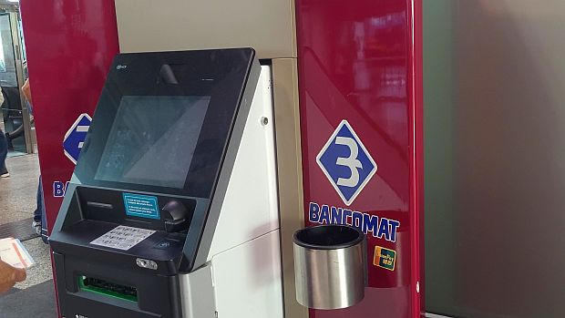 Aeroporto Milão Malpensa caixa eletronico