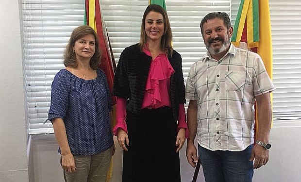 Renata Bueno visita Farroupilha, berço da imigração italiana no RS