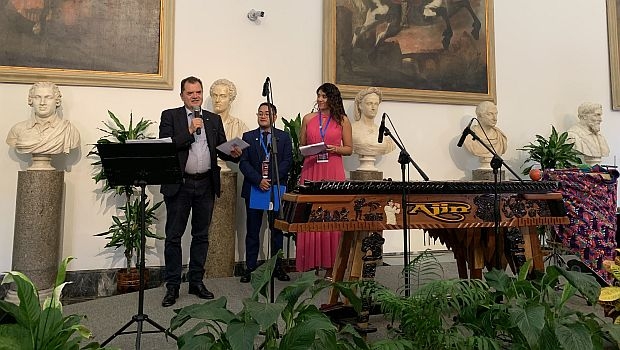 Vozes e Raízes do Mundo Maia: Saudações do Deputado Fabio Porta
