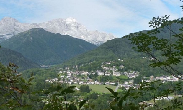 Comune de Val di Zoldo: Parem com o ataque dos brasileiros