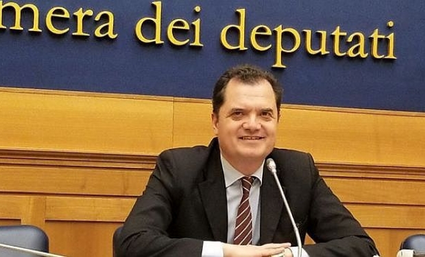 Fabio Porta (PD) defende assistência a cidadãos italianos no Brasil