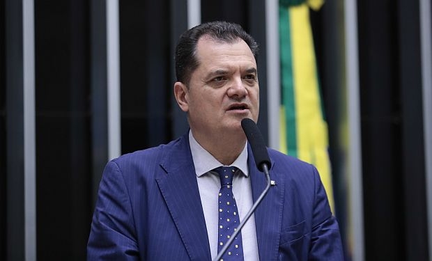 Governo da Itália nega Bônus de Natal a aposentados no exterior