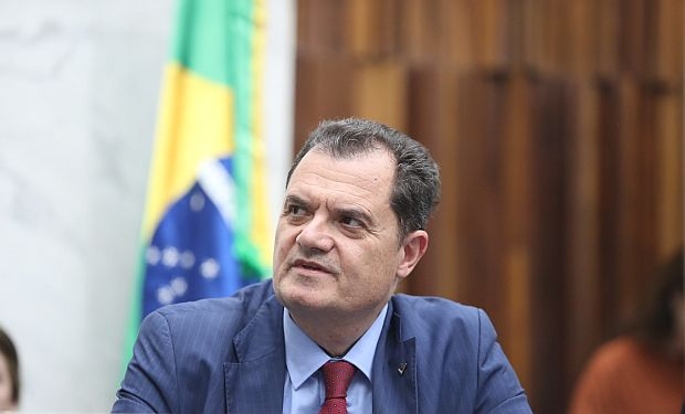 Porta: Efetivar o direito dos descendentes de retornarem à Itália
