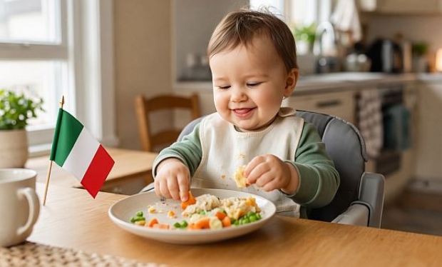 Crianças à mesa: comer sem ajuda desenvolve a linguagem
