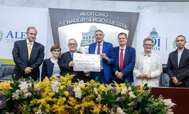 Fabio Porta participa de homenagem a sacerdote italiano em Recife